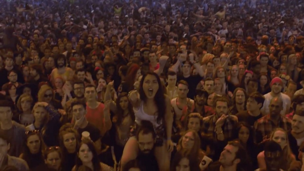 GHL Angry Crowd